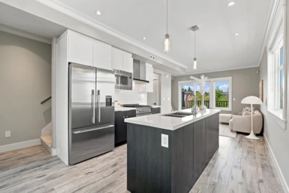 Kitchen Island Photo of 15 9560 Alexandra Road, Richmond, BC