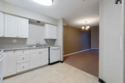 Kitchen Photo of 304 20556 113 Avenue, Maple Ridge, BC