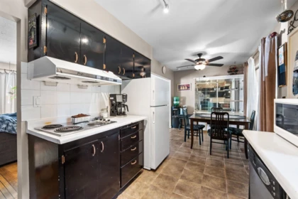 Kitchen Photo of 2119 Monterey Avenue, Coquitlam, BC