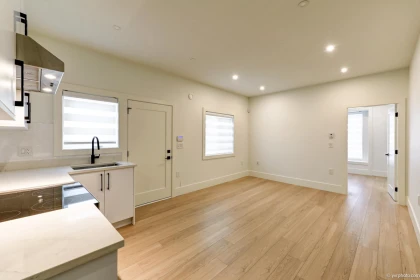 Entry Foyer Photo of 10460 Williams Road, Richmond, BC