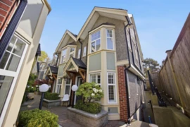 6 1642 E Georgia Street, Vancouver, BC