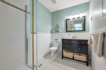 Hallway Photo of 2 5600 Ladner Trunk Road, Delta, BC