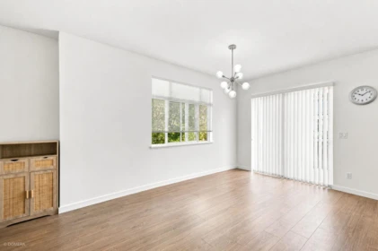 Breakfast Nook Photo of 707 16525 Watson Drive, Surrey, BC