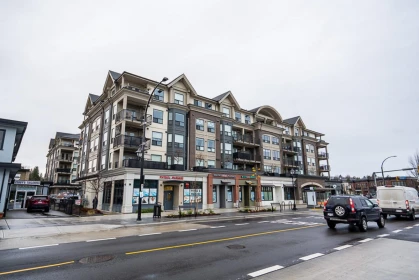 301 2493 Montrose Avenue, Abbotsford, BC, Abbotsford — Apartment/Condo for sale