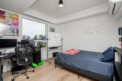 Loft / Bonus Room Photo of 301 2493 Montrose Avenue, Abbotsford, BC