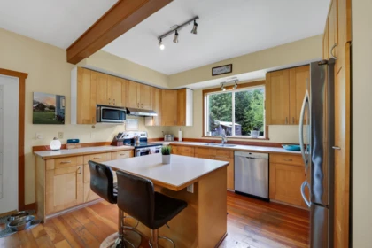 Kitchen Photo of 1985 Highway 99, Pemberton, BC
