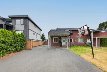 9441 132a Street, Surrey, BC, Surrey — Half Duplex for sale