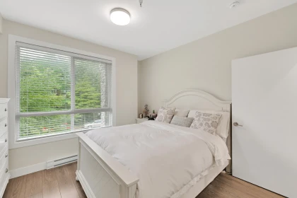 Basement Recreation Room Photo of 116 15351 101 Avenue, Surrey, BC