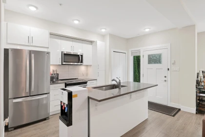 Breakfast Nook Photo of 116 15351 101 Avenue, Surrey, BC