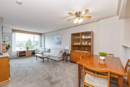 Breakfast Nook Photo of 809 12148 224 Street, Maple Ridge, BC