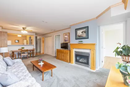 Kitchen Photo of 809 12148 224 Street, Maple Ridge, BC