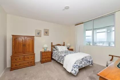 Walk-In Closet Photo of 809 12148 224 Street, Maple Ridge, BC