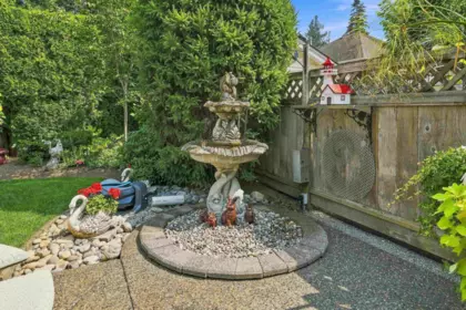 Hallway Photo of 4692 55a Street, Ladner, BC