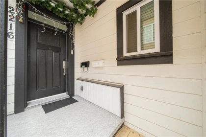 2216 Mannering Avenue, Vancouver, BC, Vancouver — Half Duplex for sale