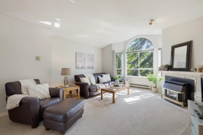 211 9072 Fleetwood Way, Surrey, BC, Surrey — Townhouse for sale