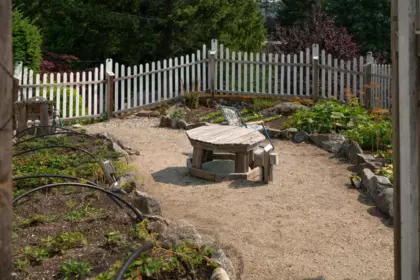 Garden / Landscaping Photo of 5575 Curran Road, Halfmoon Bay, BC