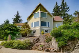 5575 Curran Road, Halfmoon Bay, BC