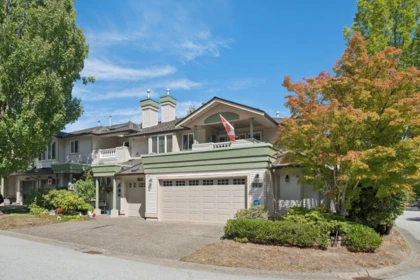 Hallway Photo of 163 13888 70 Avenue, Surrey, BC
