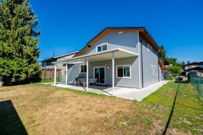 Swimming Pool Photo of 18864 119b Avenue, Pitt Meadows, BC