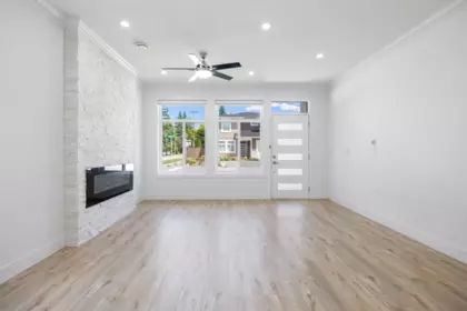 Primary Bedroom Photo of 860 Willow Place, Harrison Hot Springs, BC