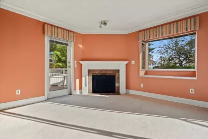 Basement Recreation Room Photo of 201 13863 100 Avenue, Surrey, BC