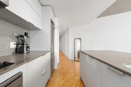 Dining Area Photo of 2908 128 W Cordova Street, Vancouver, BC