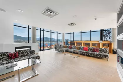 Powder Room Photo of 2908 128 W Cordova Street, Vancouver, BC