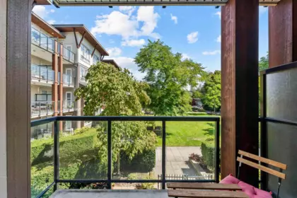 Entry Foyer Photo of 232 15918 26 Avenue, Surrey, BC