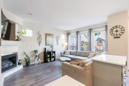 Breakfast Nook Photo of 15163 61a Avenue, Surrey, BC