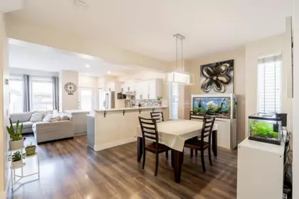 Dining Area Photo of 15163 61a Avenue, Surrey, BC