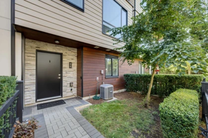 44 15688 28 Avenue, Surrey, BC, Surrey — Townhouse for sale