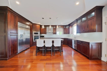 Kitchen Island Photo of 7157 Ridgeview Drive, Burnaby, BC