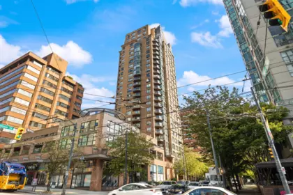 907 1189 Howe Street, Vancouver, BC, Vancouver — Apartment/Condo for sale