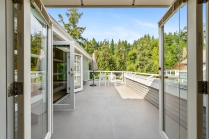 Primary Bedroom Photo of 303 3373 Capilano Crescent, North Vancouver, BC
