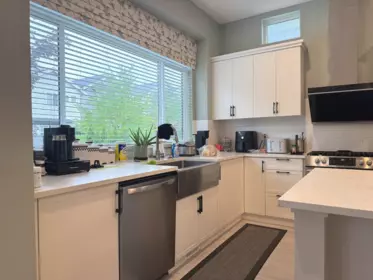 Kitchen Island Photo of 23192 113b Avenue, Maple Ridge, BC