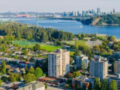 1102 555 13th Street, West Vancouver, BC