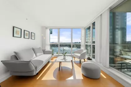 2002 1408 Strathmore Mews, Vancouver, BC, Vancouver — Apartment/Condo for sale