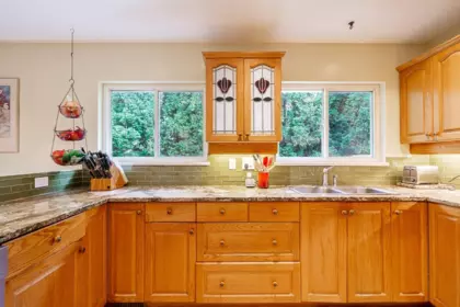 Kitchen Island Photo of 675 Newport Street, Coquitlam, BC