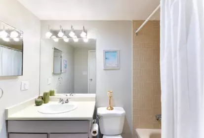 Basement Recreation Room Photo of 505 9320 Parksville Drive, Richmond, BC