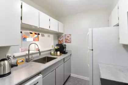 Walk-In Closet Photo of 505 9320 Parksville Drive, Richmond, BC
