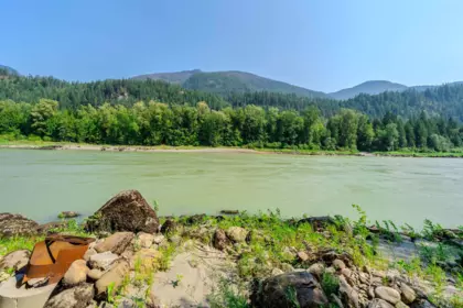 27000 Trans Canada Highway, Yale, BC, Yale — Manufactured On Land for sale