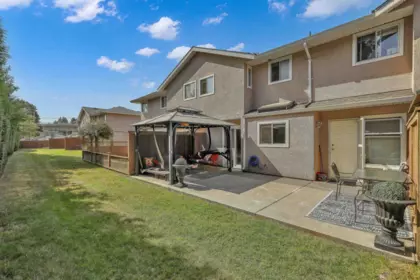 Garden / Landscaping Photo of 116 15501 89a Avenue, Surrey, BC