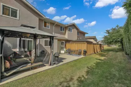 Hot Tub / Spa Photo of 116 15501 89a Avenue, Surrey, BC