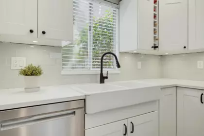 Breakfast Nook Photo of 4 4890 48 Avenue, Delta, BC