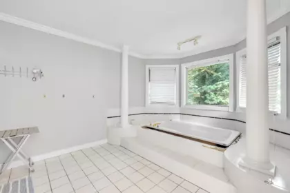 Basement Recreation Room Photo of 17588 28 Avenue, Surrey, BC