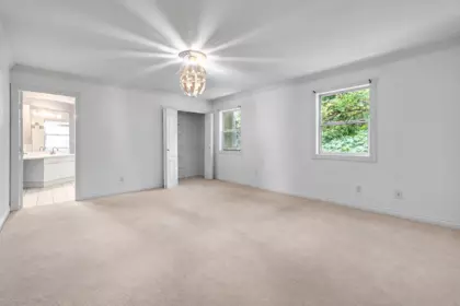 Hallway Photo of 17588 28 Avenue, Surrey, BC