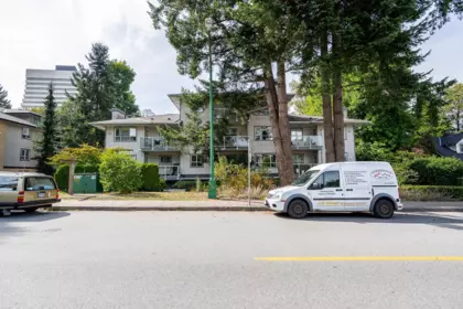 Front Yard Photo of 302 5577 Smith Avenue, Burnaby, BC
