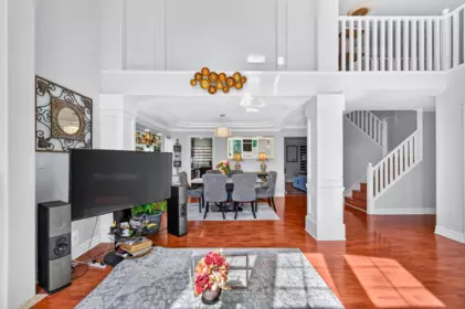 Kitchen Island Photo of 15467 109a Avenue, Surrey, BC