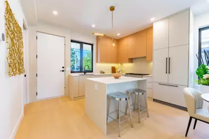 Kitchen Island Photo of 6577 Lime Street, Vancouver, BC