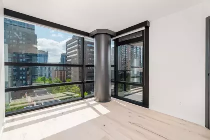 Office / Den Photo of 710 1050 Burrard Street, Vancouver, BC